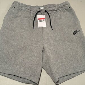 Nike Men’s Tech Fleece Shorts Dark Grey Heather Size L